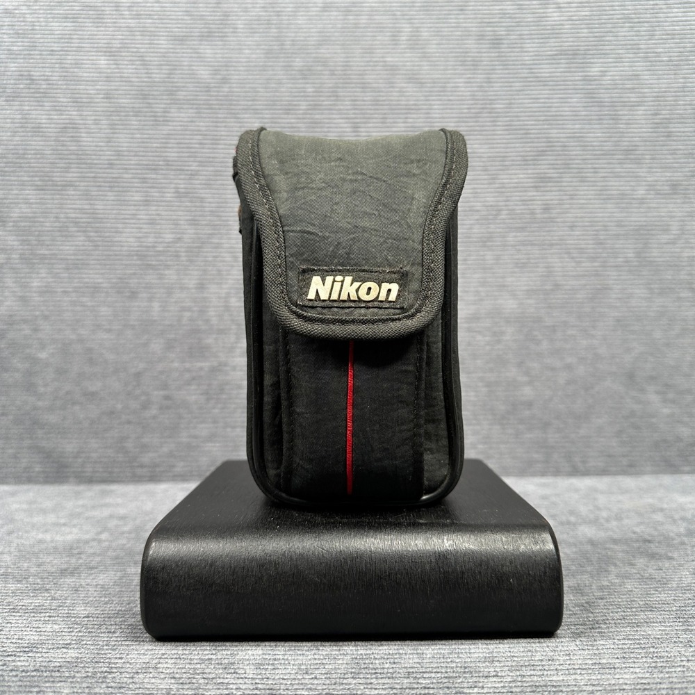 Nikon Zoom Touch 400 35mm Film Camera 35-70mm Macro Lens with Case Black Vintage